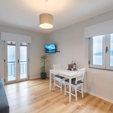 Casas Hortas, Vista Mar 公寓